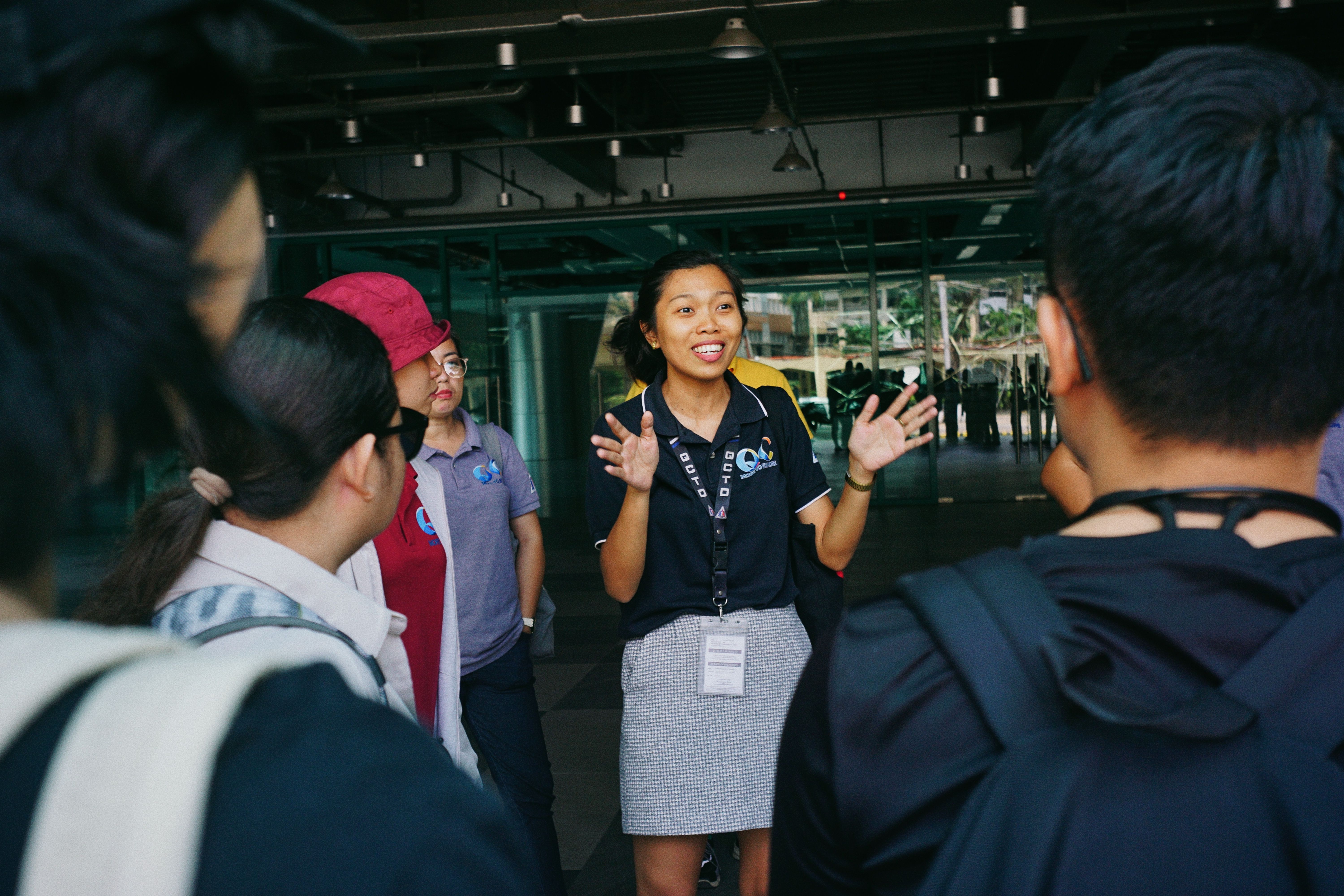 A local guide leading a group experience